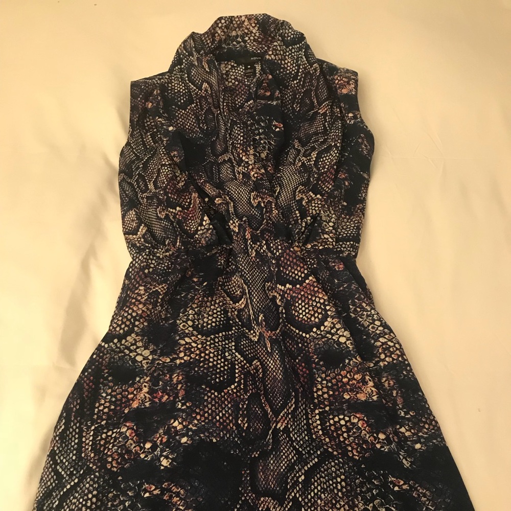 Worn only once Aqua dress. Fun and flirty